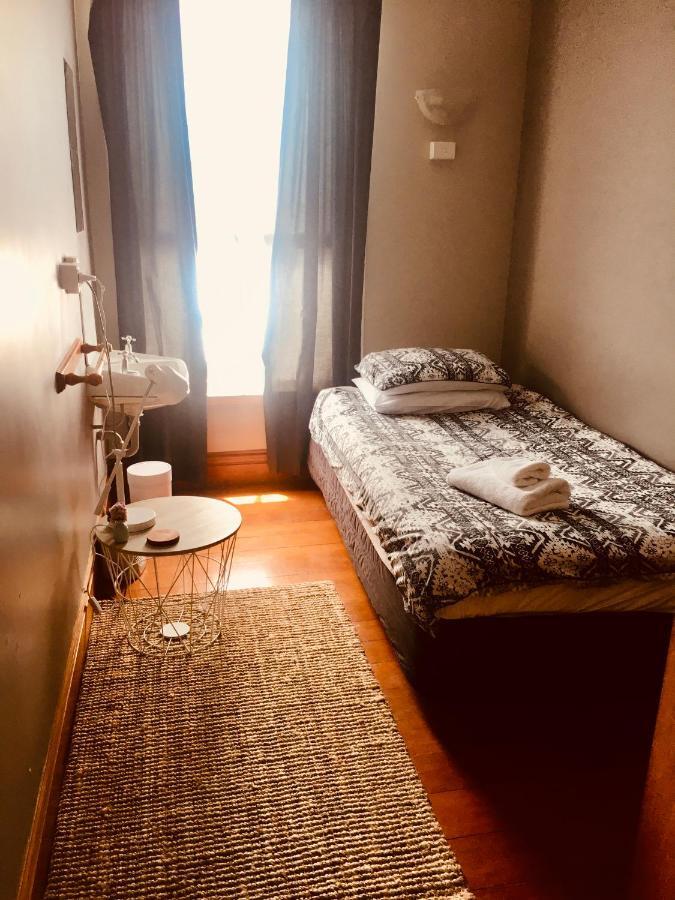 Harbourview Hotel 拉格伦 外观 照片